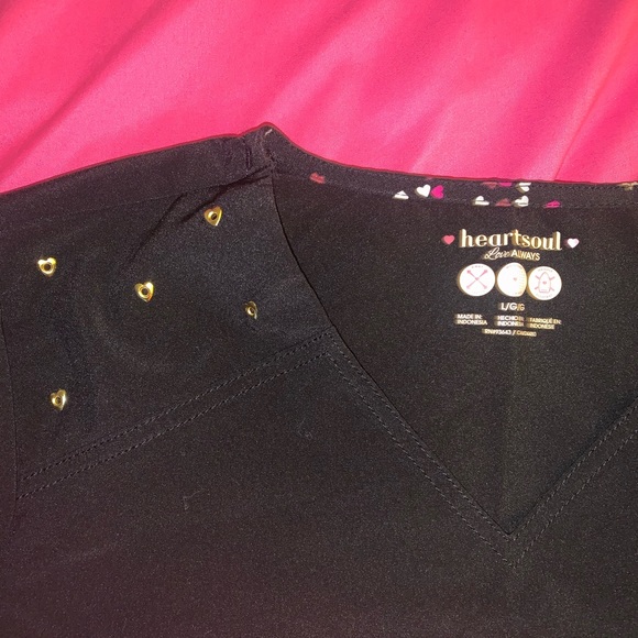 -SOLD- Heartsoul Cute Scrubs Bundle - Picture 9 of 12